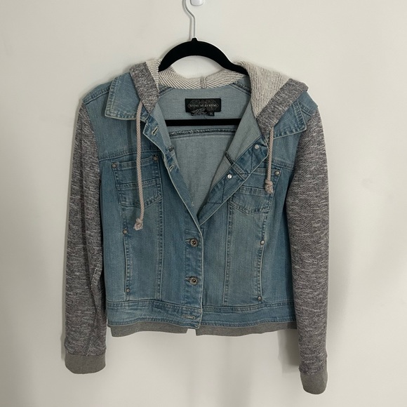 Hoodie Denim Jacket - Picture 2 of 7